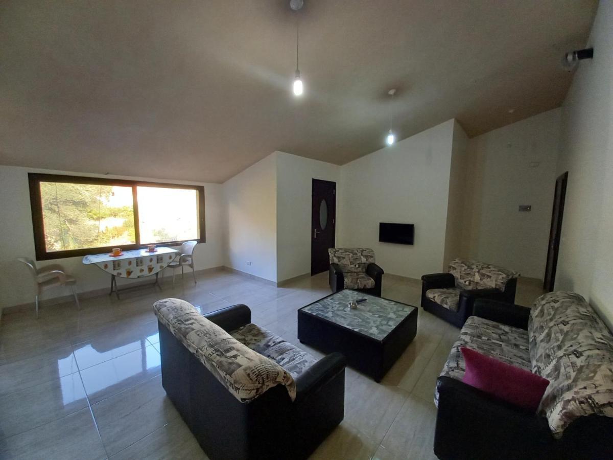 Suiteness Deir El Qamar Room photo